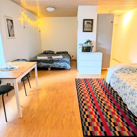 Urban Retreat - Cozy Studio With Private Patio Daire Zürih Dış mekan fotoğraf